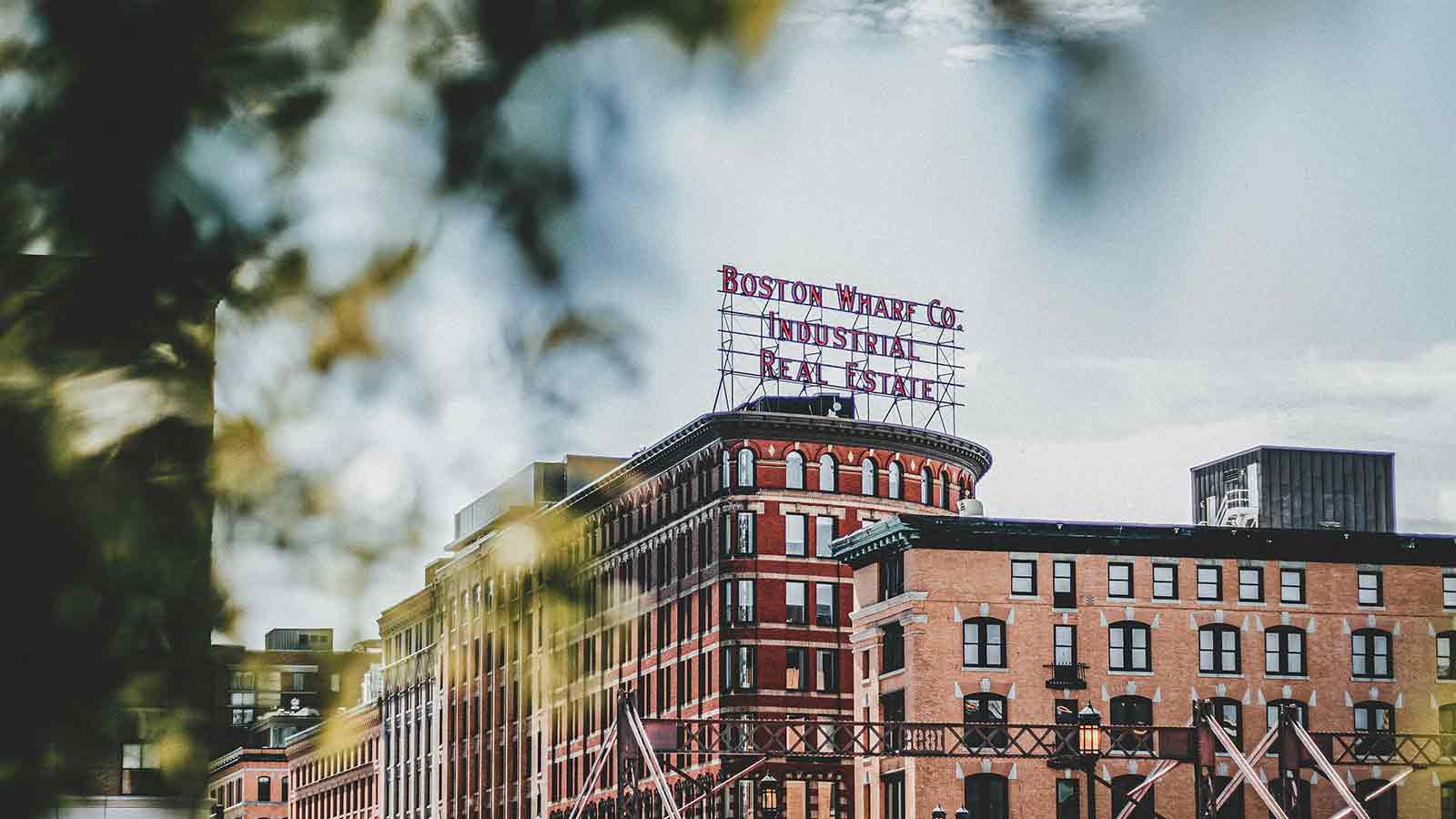 AI Title Search in Massachusetts: 5 Ways Experts Ensure Accuracy