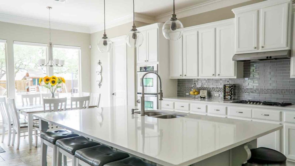 Kitchen example of JSON code for title search