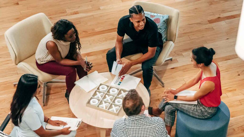 people talki about property owner